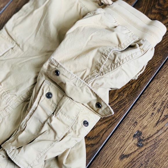 🚨2/$30🚨GAP Boys’ Khaki Cargo Shorts - Picture 3 of 7